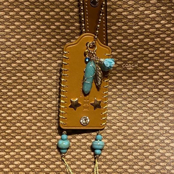 Coach Custom Crystal Xtra Large Hang Tag - Picture 8 of 10